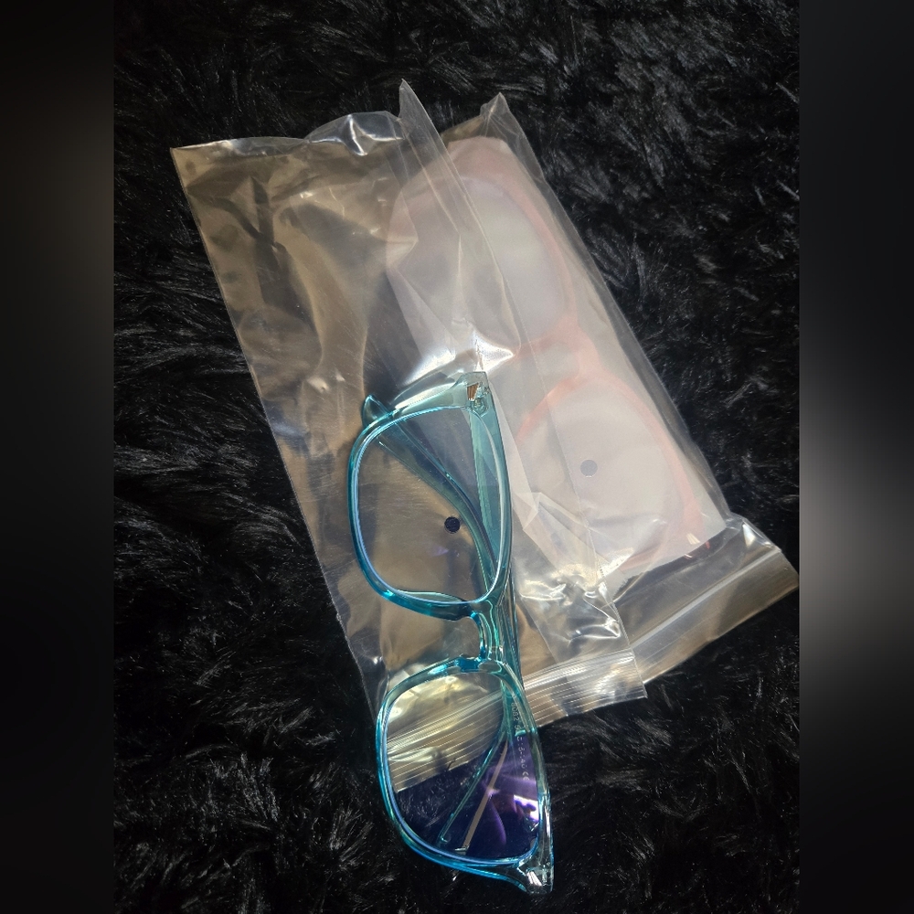 2 Pairs Of Blue Light Blocking Glasses